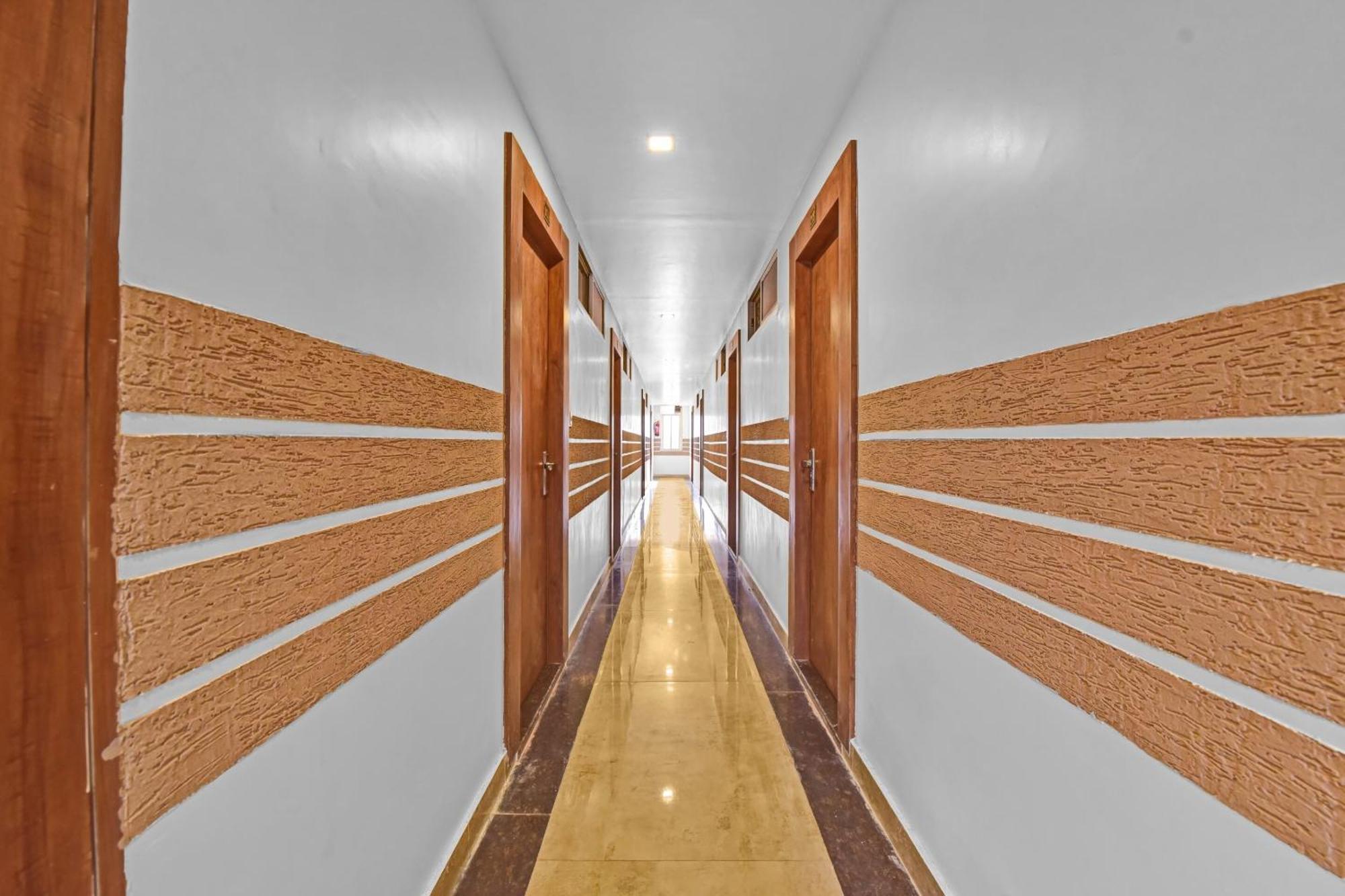 Hotel O Grand L M Ajmer Ngoại thất bức ảnh
